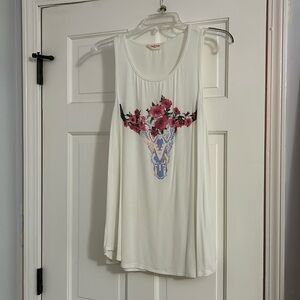 Off white tank, size small, gently worn, very soft and cute!